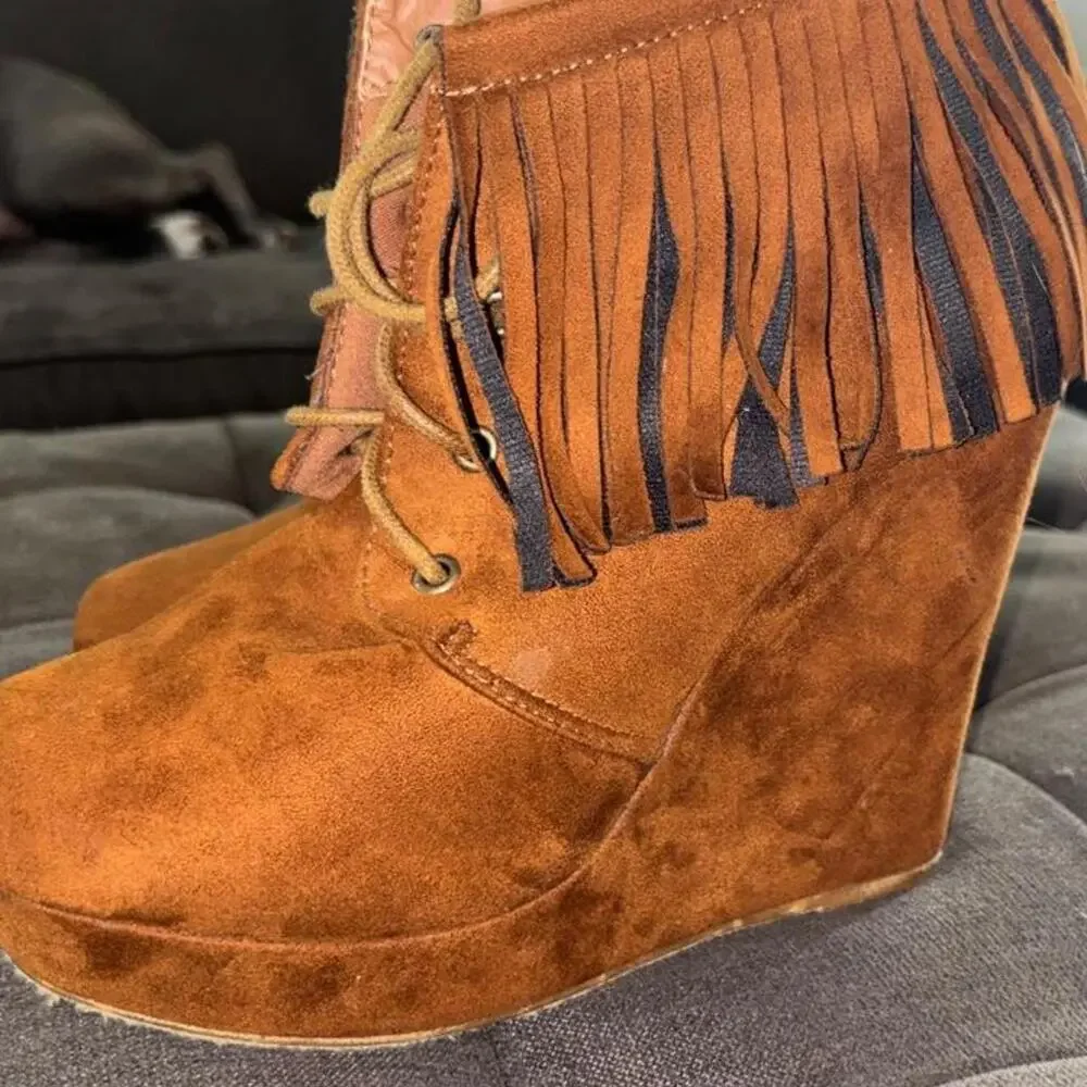 Brown suede fringe boots with